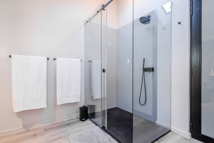 5 Bedroom Property for Sale in Camps Bay Western Cape